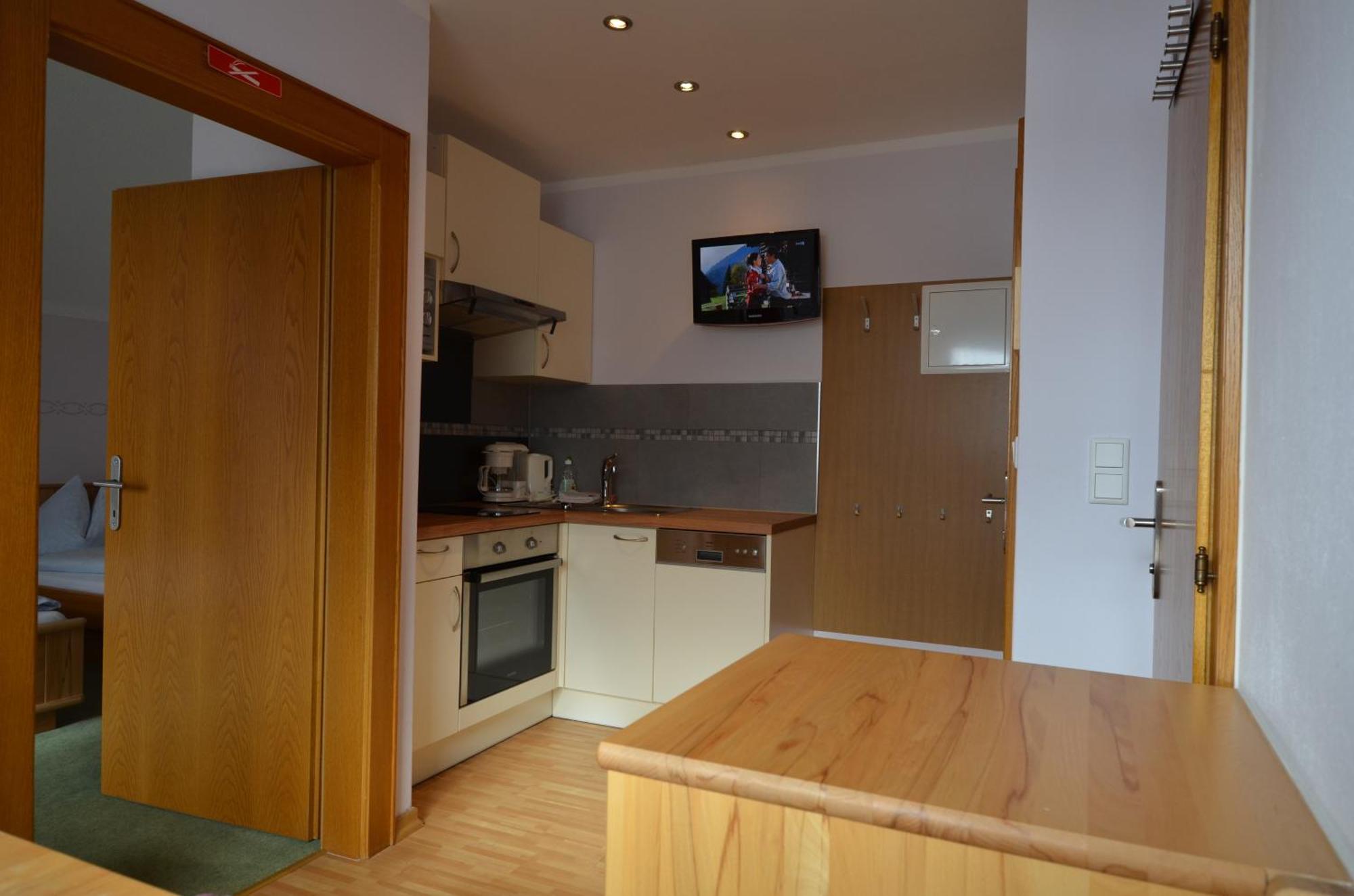 Appartements-Pension Lindenheim Schladming Room photo
